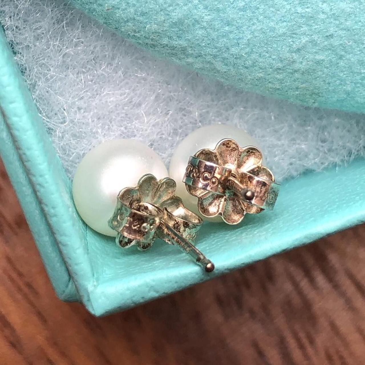 Tiffany & Co. Pearl Stud Earrings🌬 Ziegfeld... - Depop