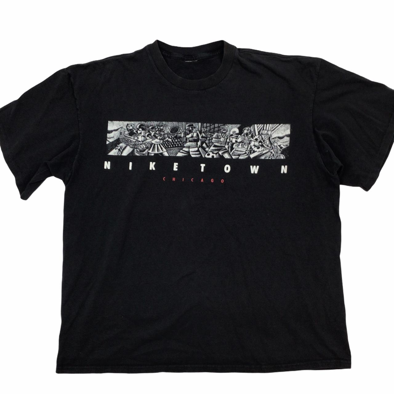 niketown t shirt