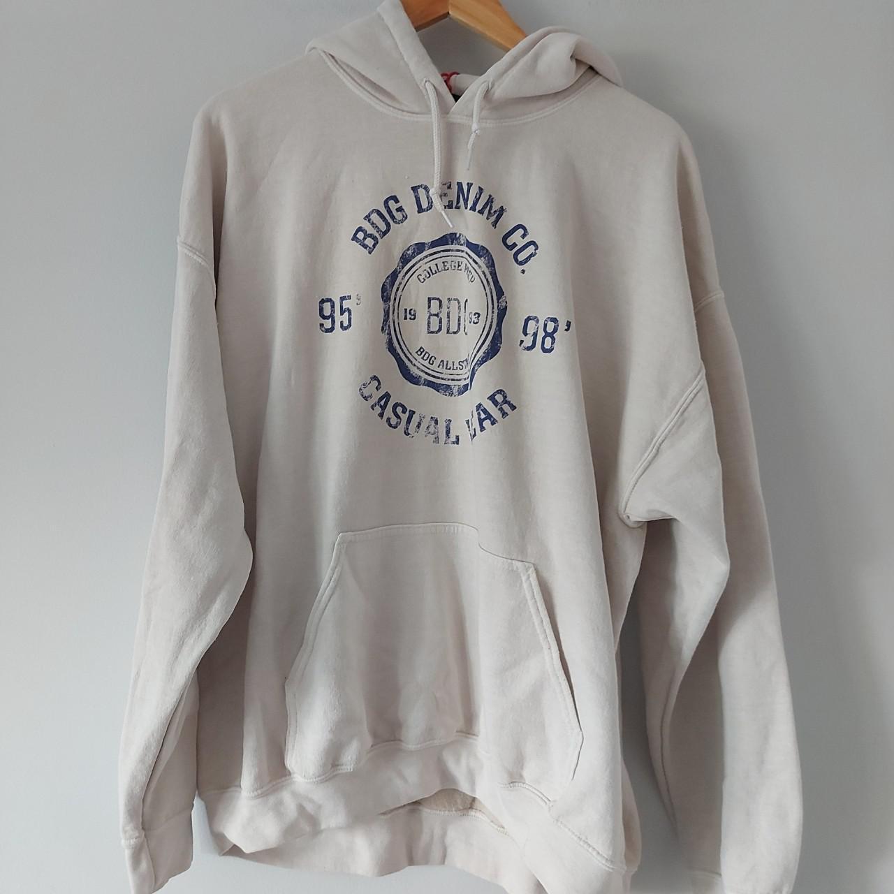 collegiate crest sweatshirt