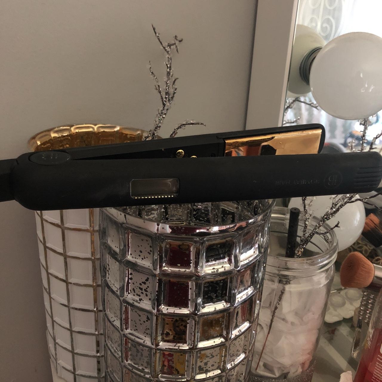 Tamanna top hair straightener