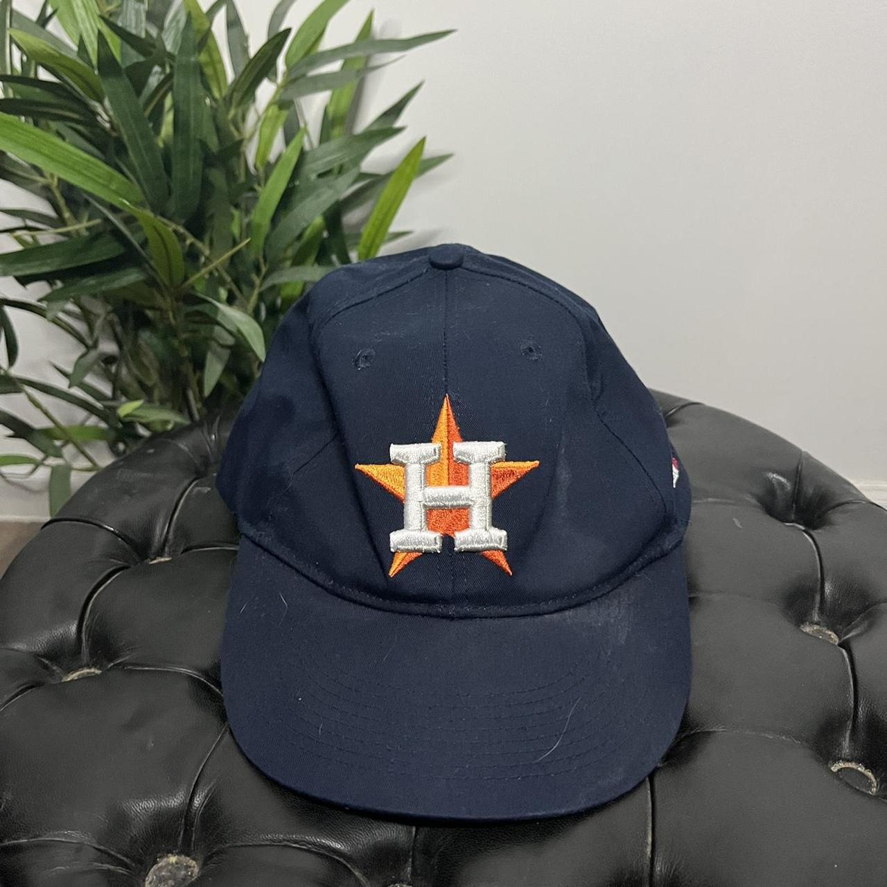 HOUSTON ASTROS NIKE HAT Great condition. Stickers - Depop