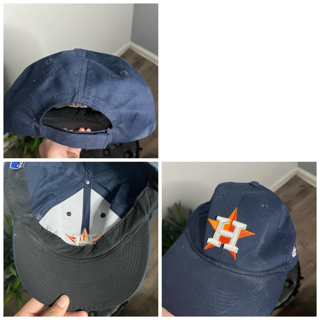 HOUSTON ASTROS NIKE HAT Great condition. Stickers - Depop