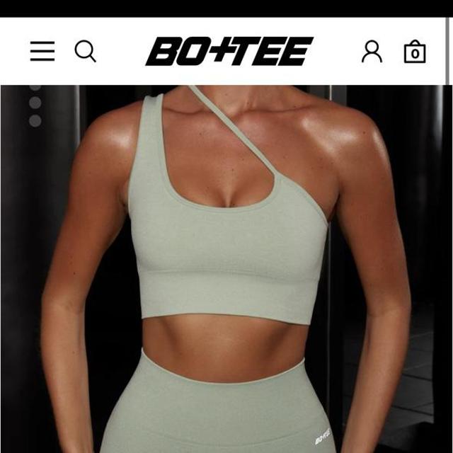 Bo+Tee Sports Bra sz XS - brand new without tags, - Depop