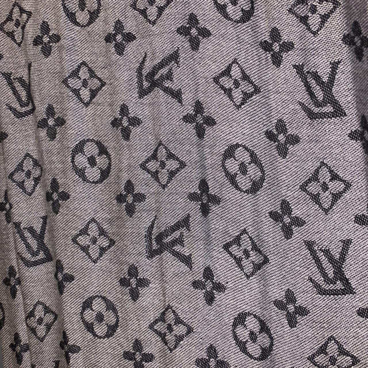 Louis Vuitton scarf. Light grey one side . Dark grey... - Depop