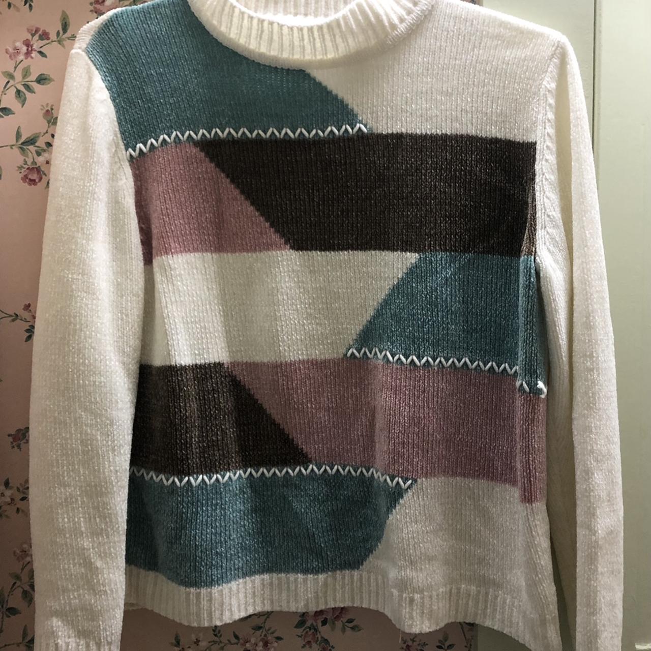 super cute and cozy 80s sweater featuring a colorful... - Depop