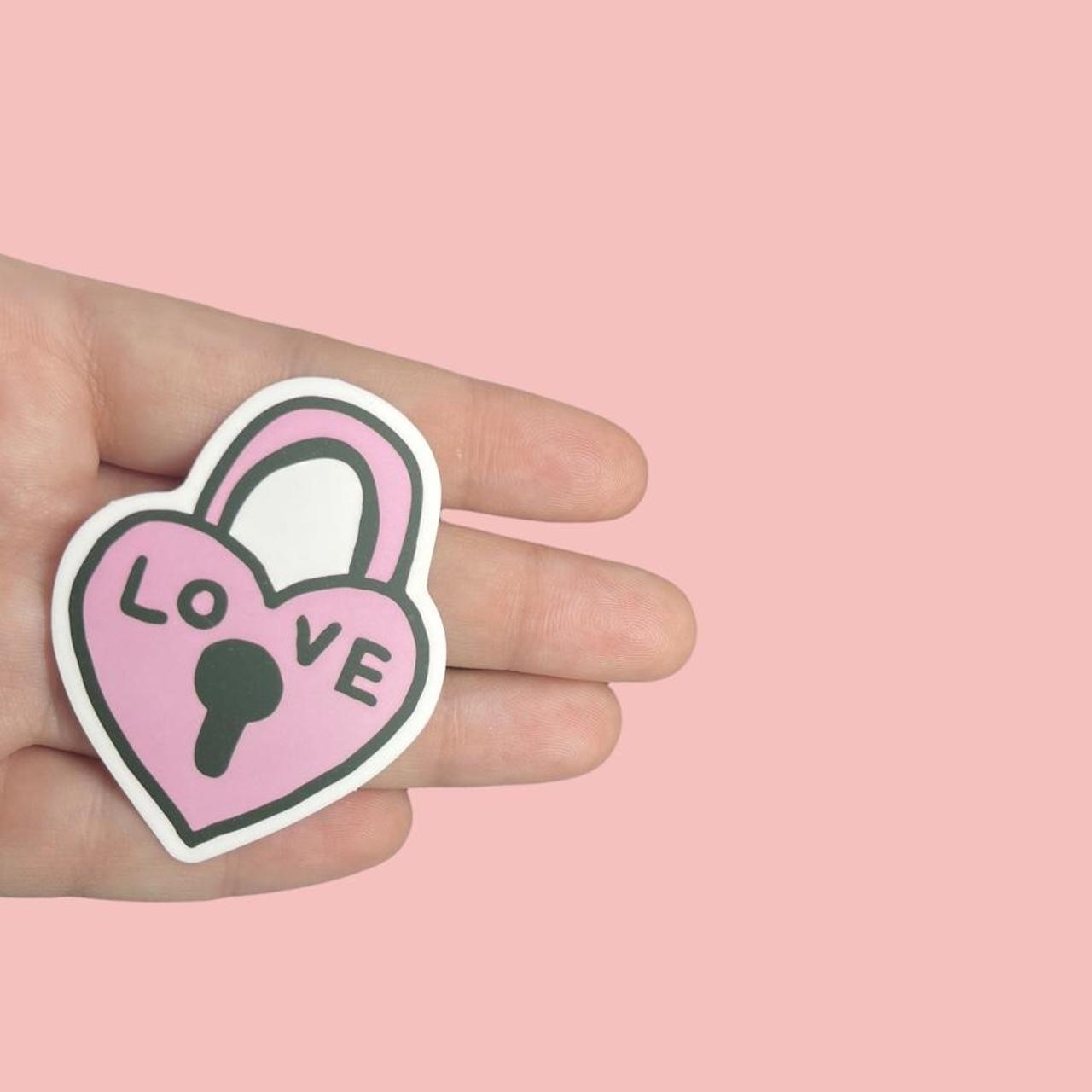 Pink heart lock sticker