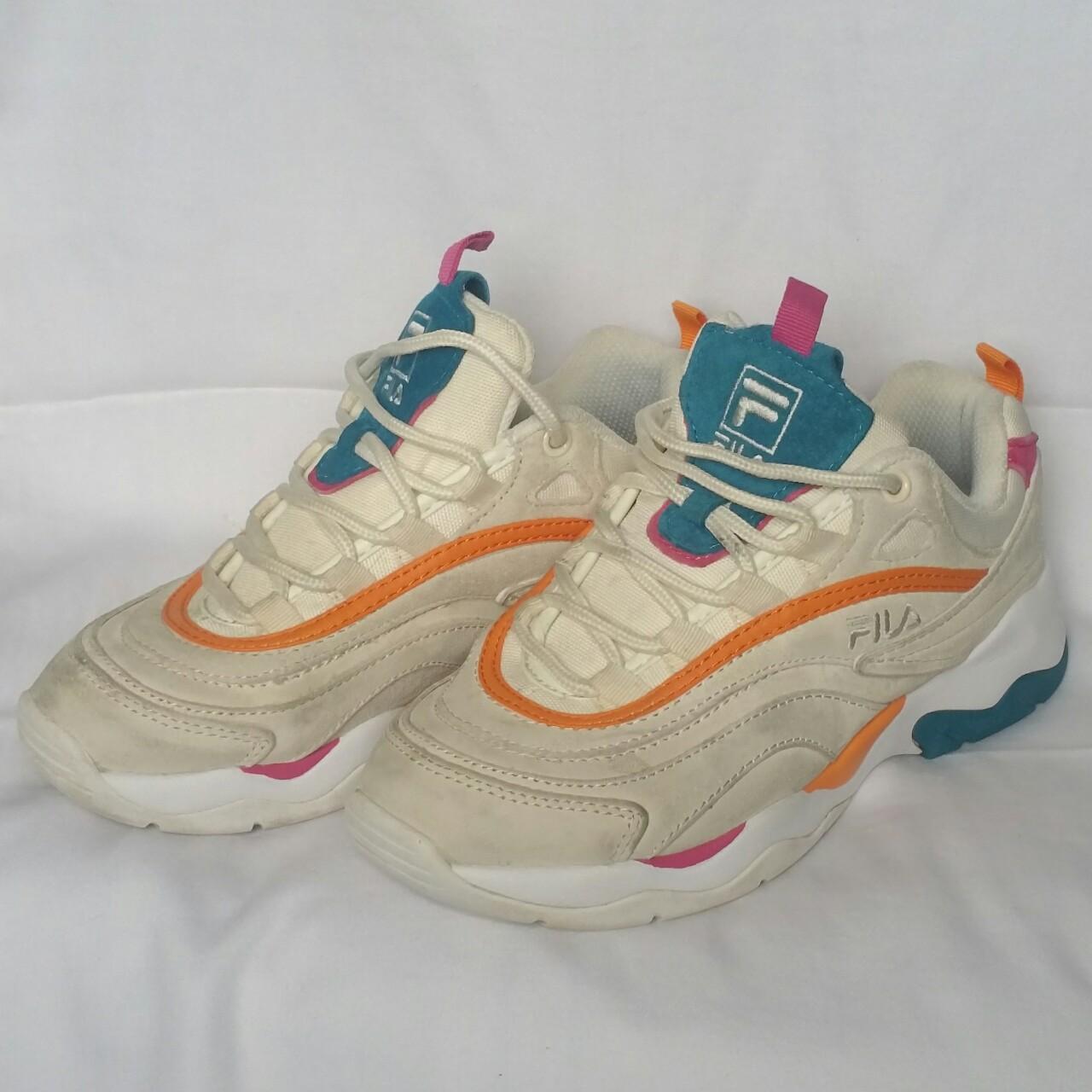 Pair of Fila Ray 5RM00640 069 s Worn maybe 4