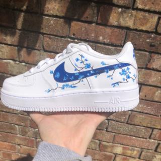 blue cherry blossom af1