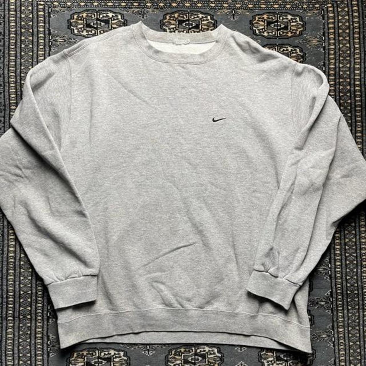 nike vintage crewneck depop