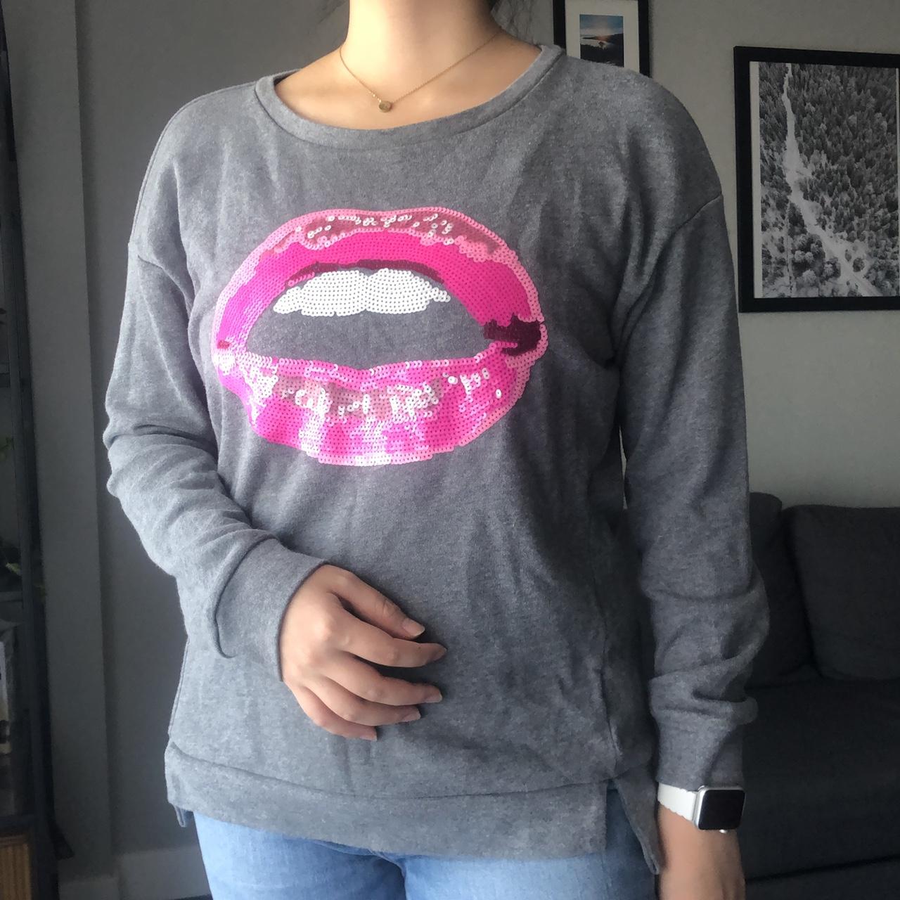 Pink lips outlet jumper