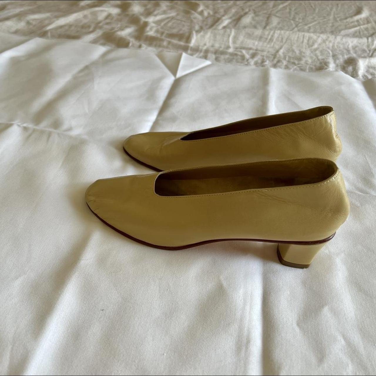 MARTINIANO tan high glove heel comes with bag / 37.5... - Depop