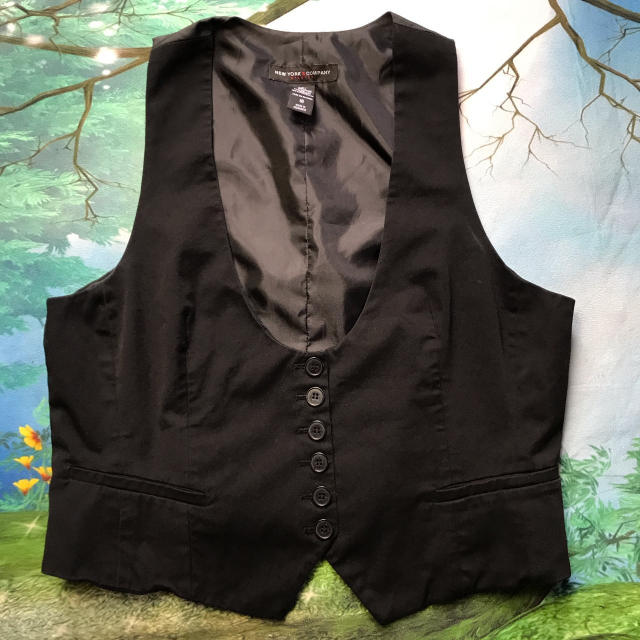 Grunge fairy twilight core black vest!! Super cute... - Depop