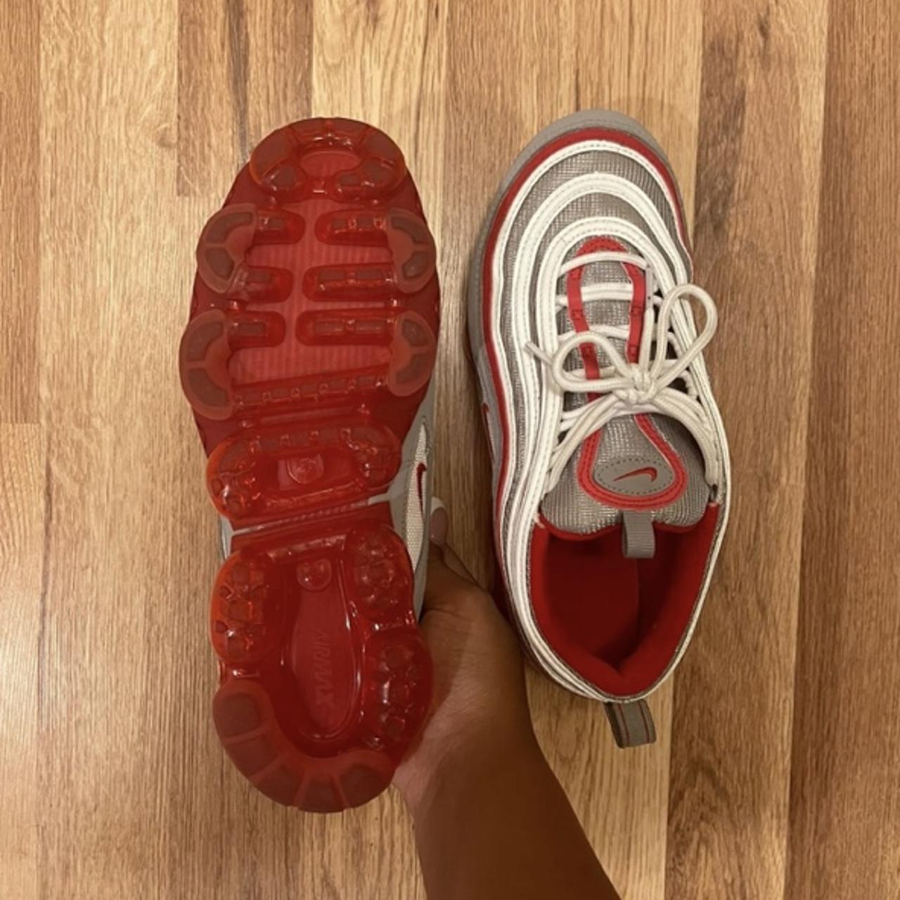 Air max 97 shop vapormax red and grey