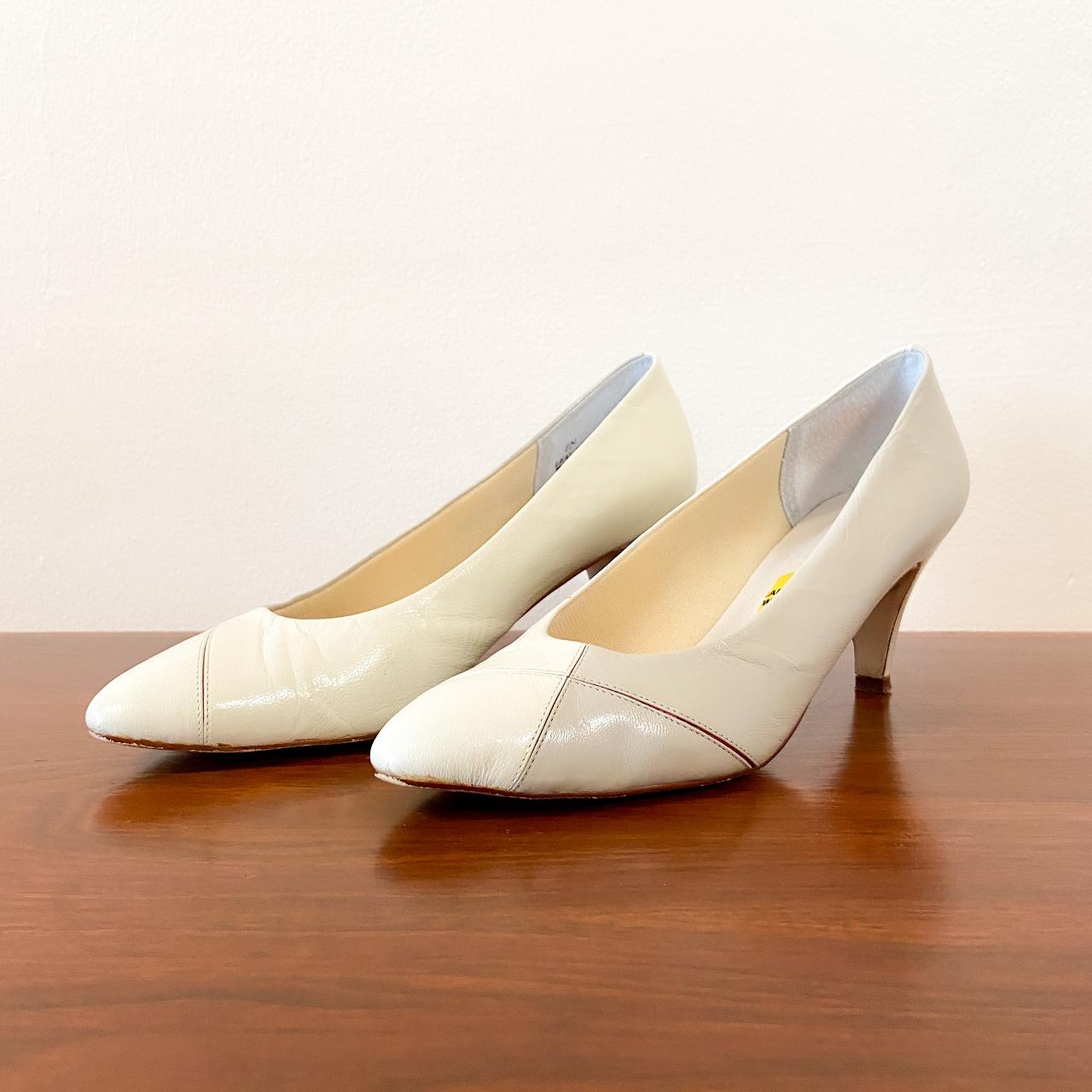 Funky pair of neutral pumps from the 1980s. Cream... Depop