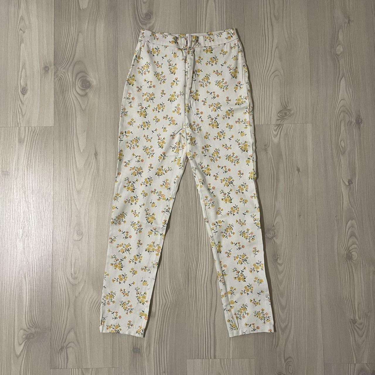 🌸 Very high waisted skinny white floral print pants... - Depop