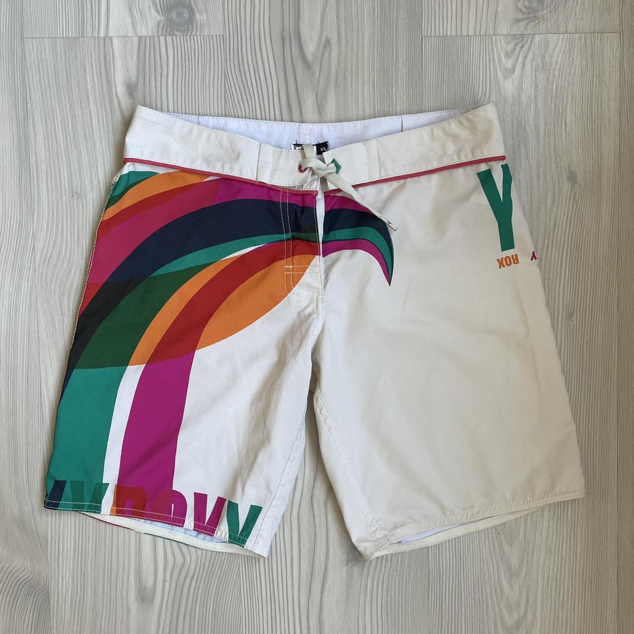 Product Image 1 - insane y2k roxy shorts
perfect condition
xs
