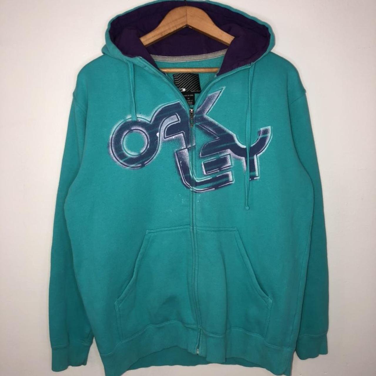 vintage Y2K Oakley hoodie •size: M can fit... - Depop