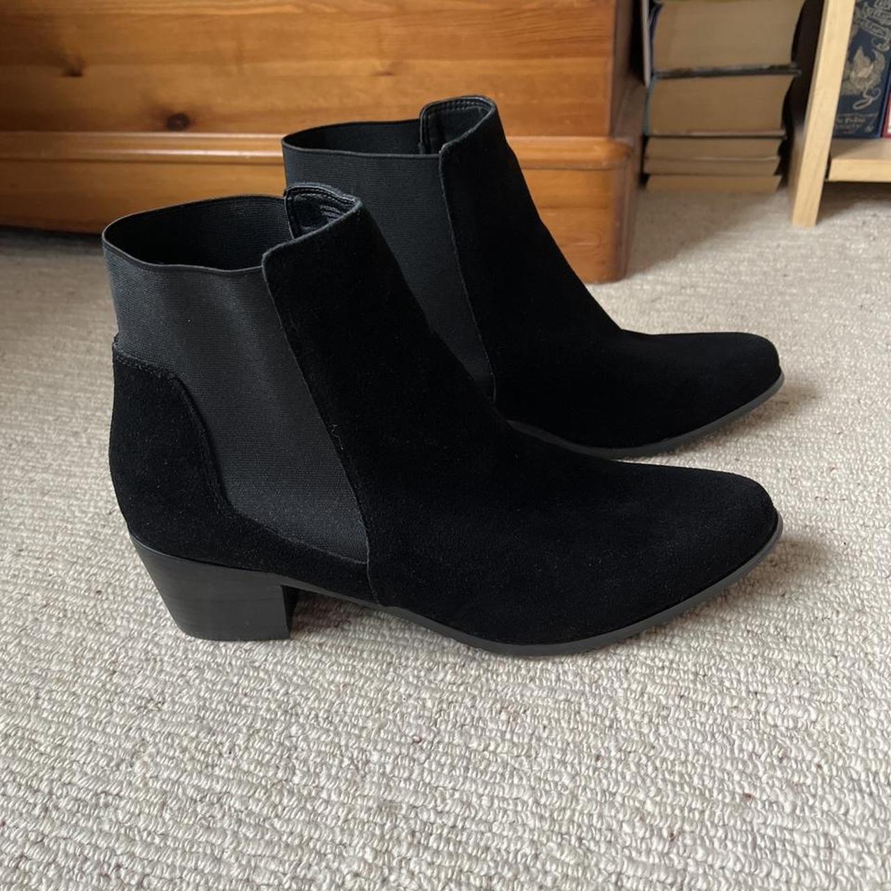 Unworn size 9 42 Kurt Geiger Spider 2 black suede. Depop