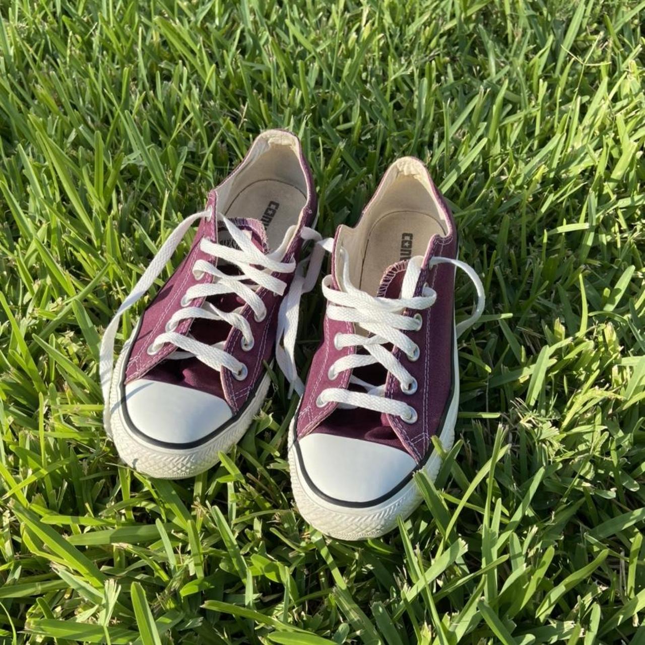 Classic Converse All Star maroon used but in good photo
