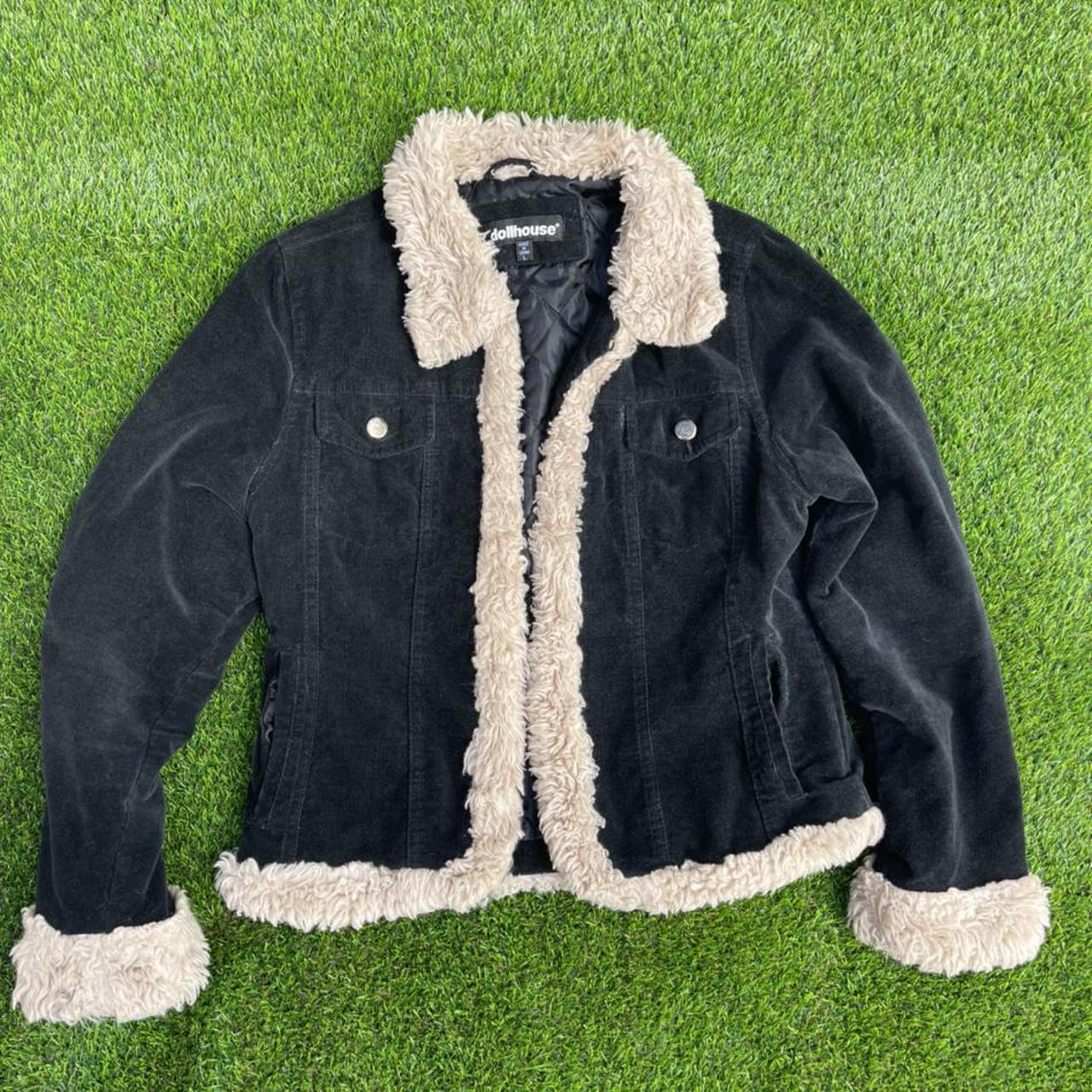 Product Image 1 - This super cute jacket from