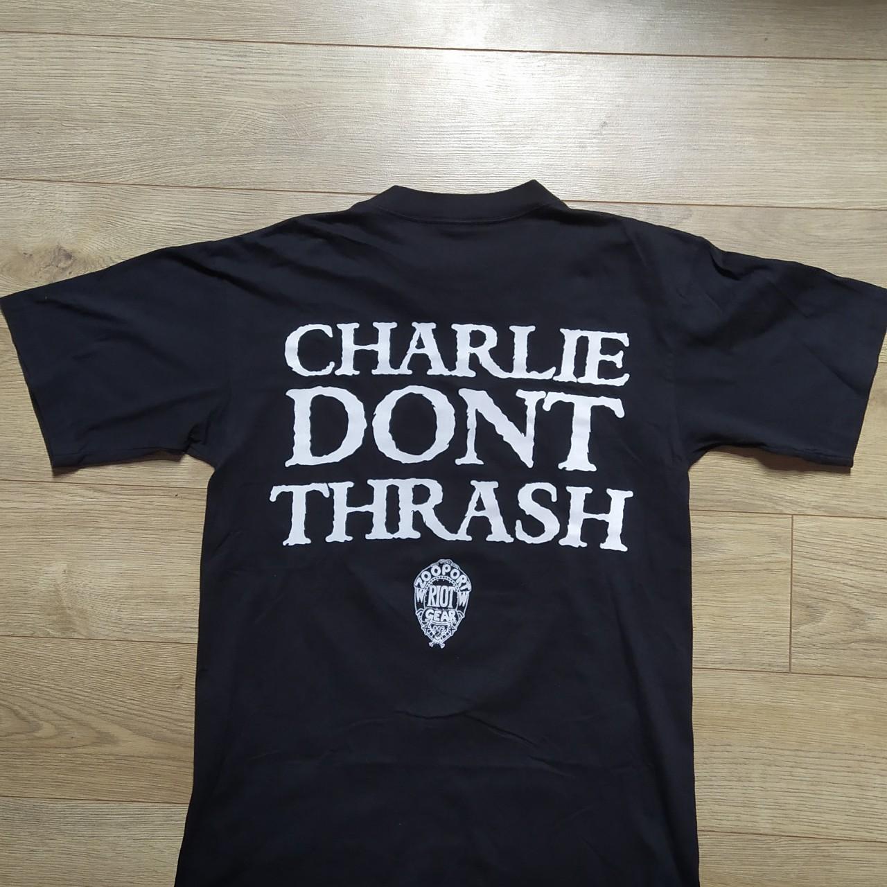ZOOPORT RIOT GEAR CHARLIE DONT SURF Tシャツ Charlie Don't Surf Zooport Riot Gear Shirt | zooportriotgear