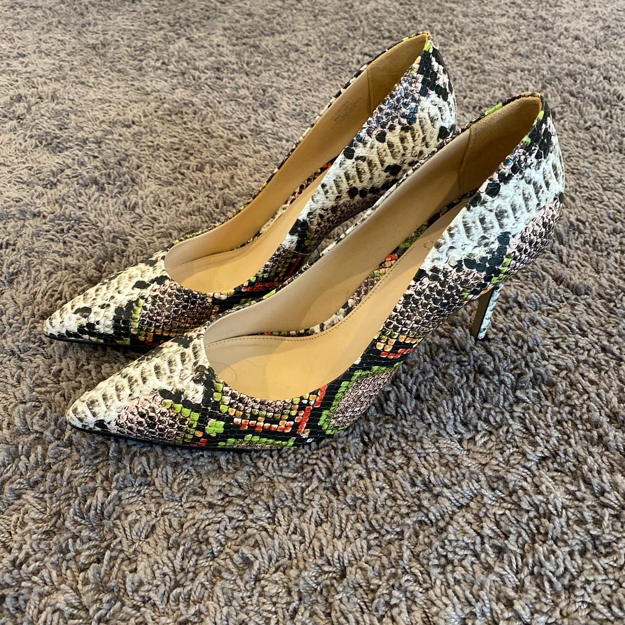 Vince camuto snake deals print heels