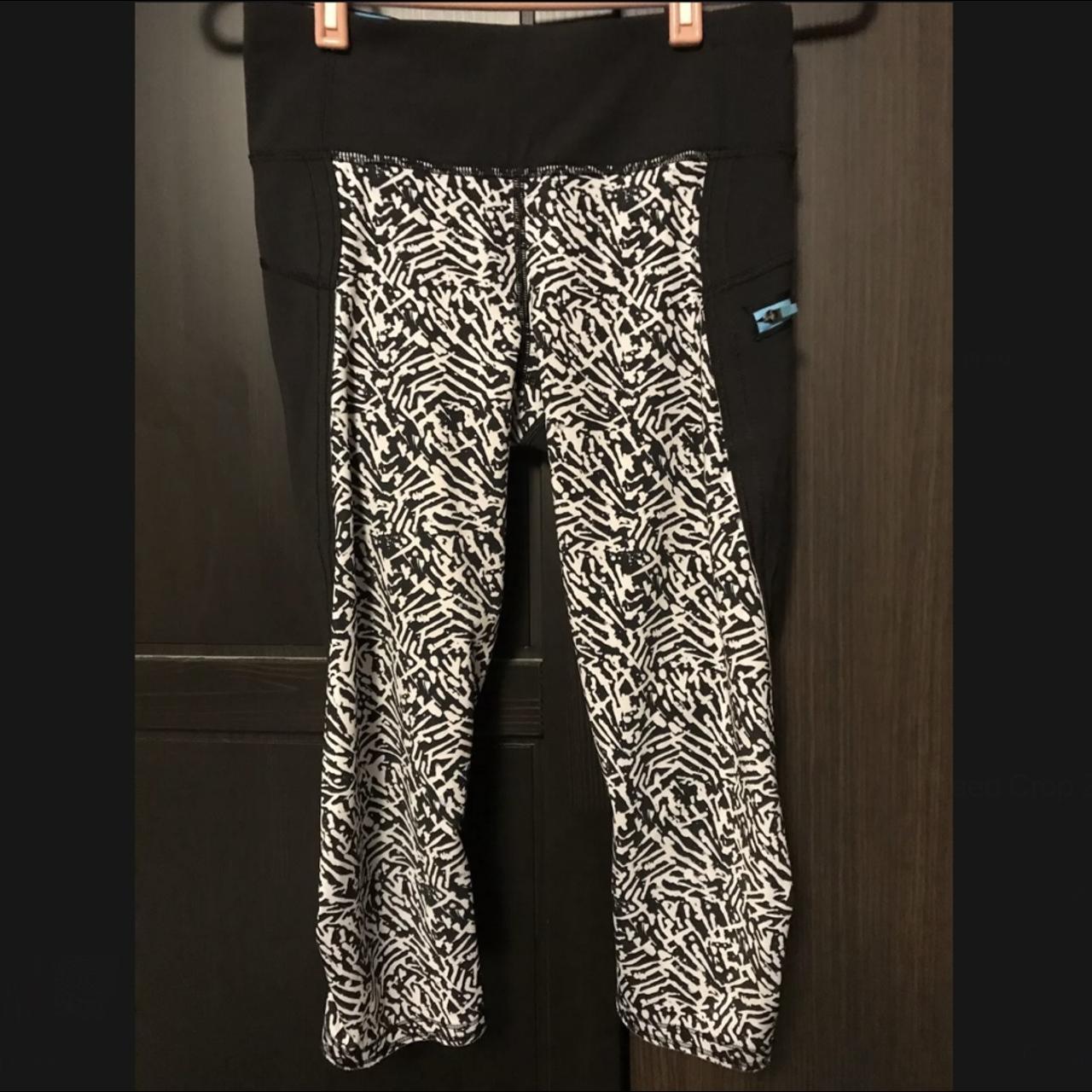 Black outlet zebra pattern lululemon leggings