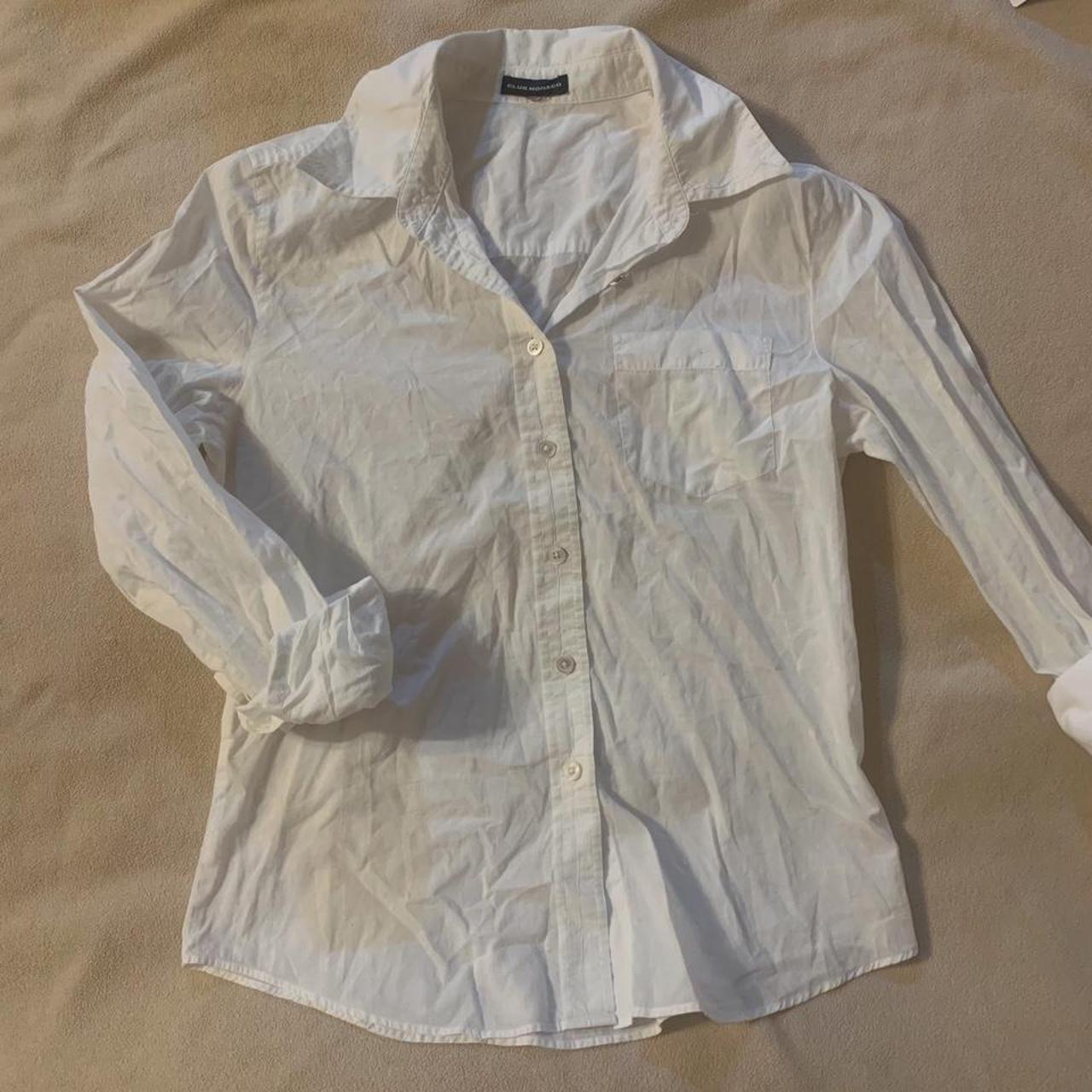 Club Monaco white button down shirt. Perfect staple... - Depop