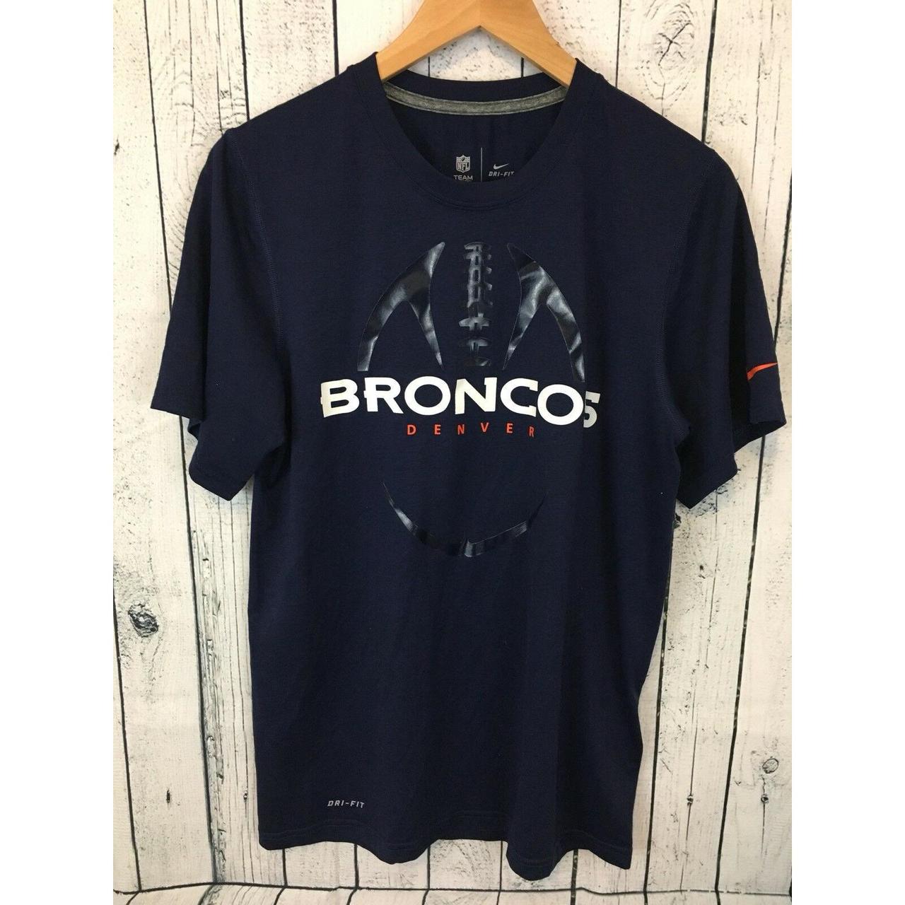 denver broncos short sleeve tee small