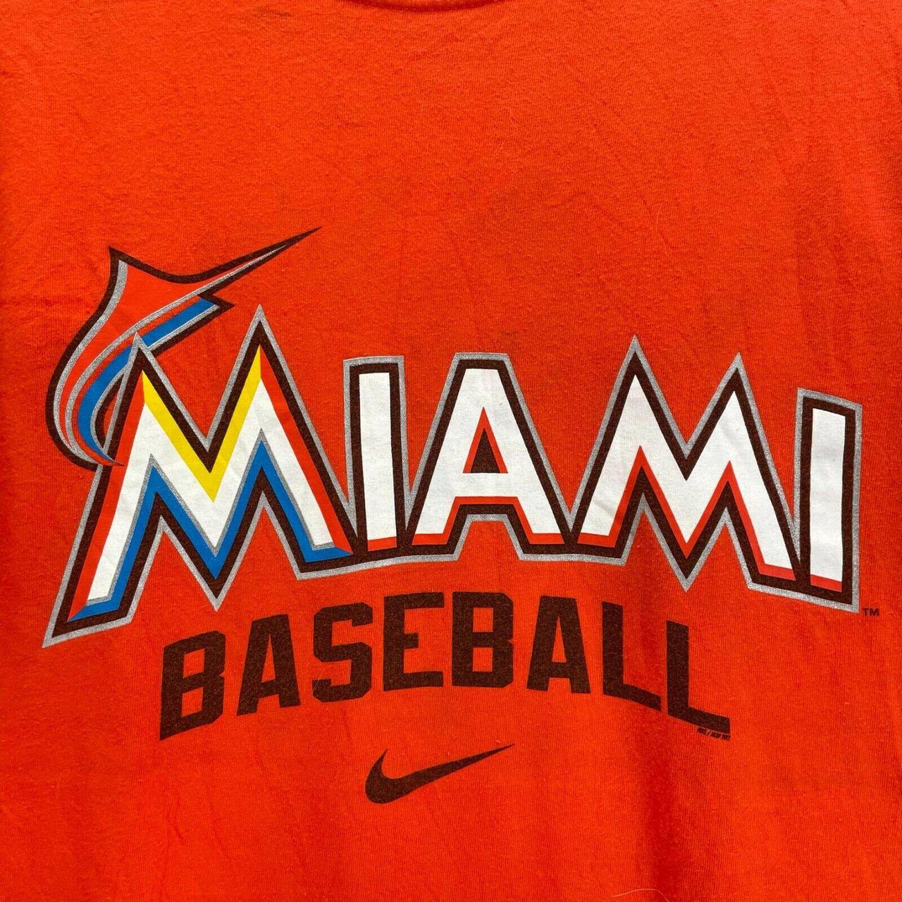 Nike T-Shirt Men's M Orange Miami Marlins MLB - Depop