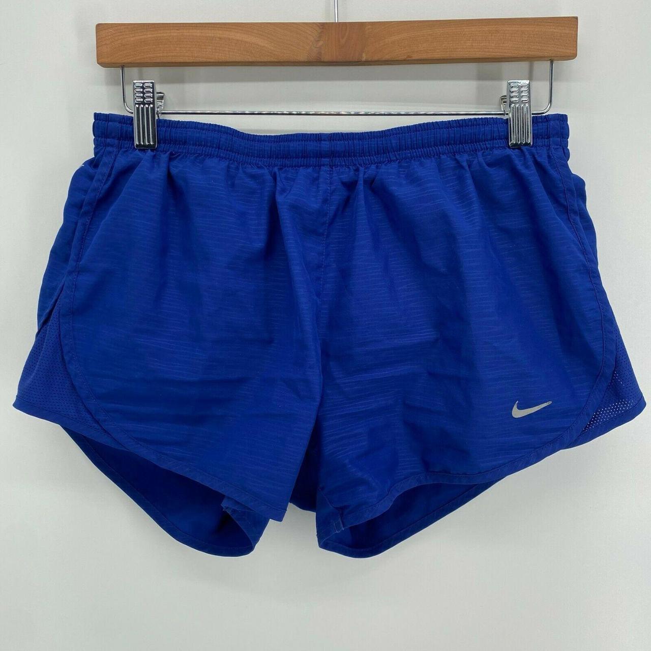 Royal blue hotsell nike shorts womens