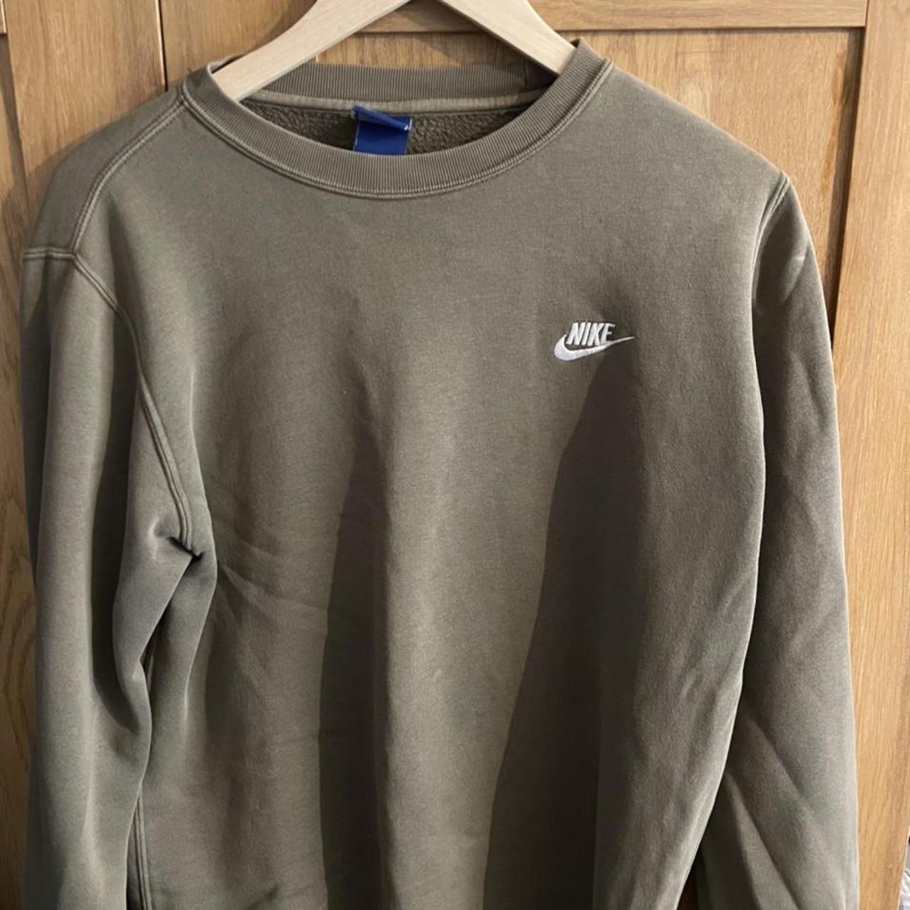 VINTAGE KHAKI NIKE SWEATSHIRT Great condition - Depop