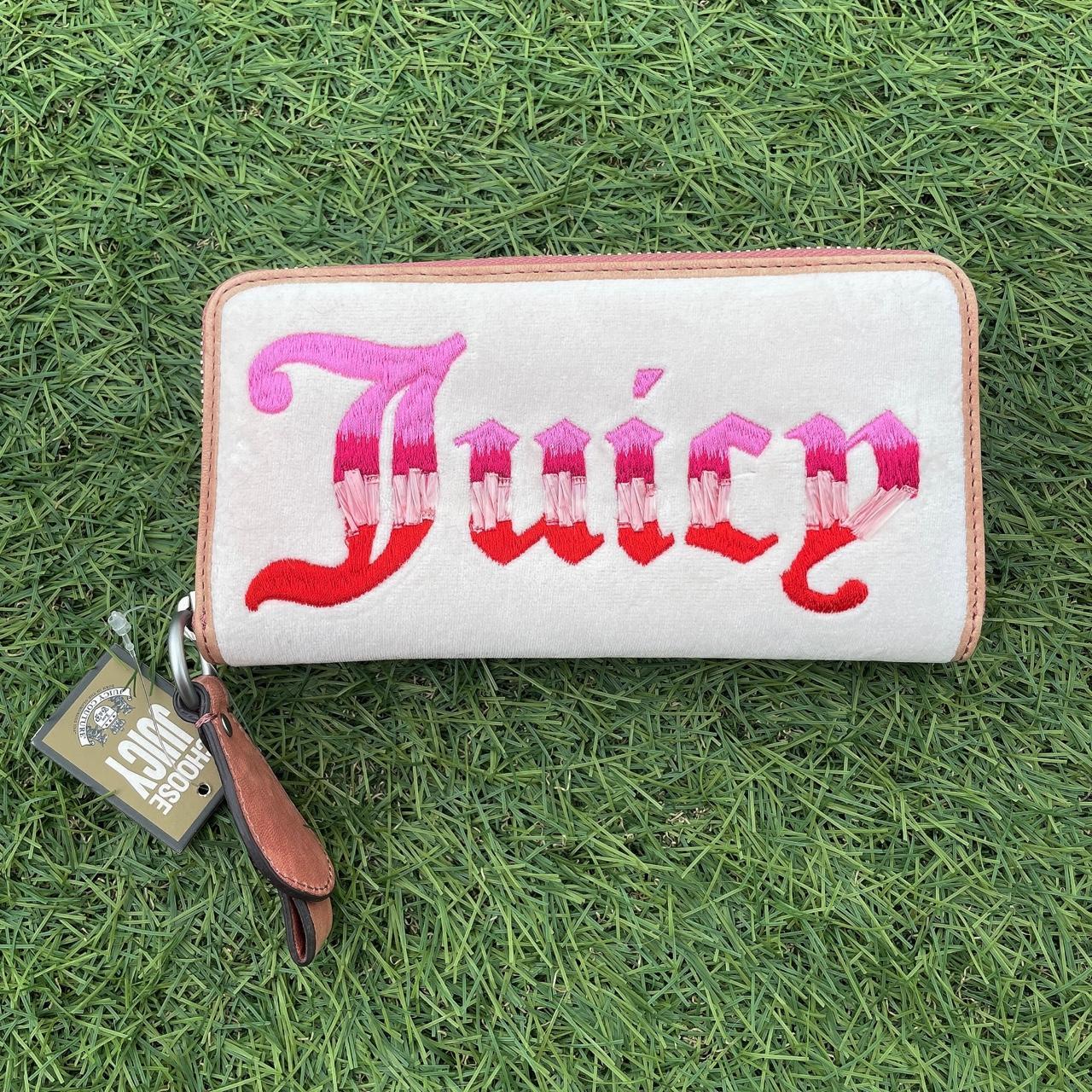 💗 Juicy Couture Jewelry accessories case beige - Depop