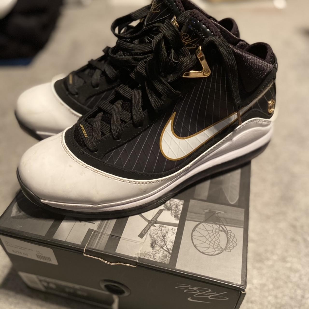 lebron 7 black and gold