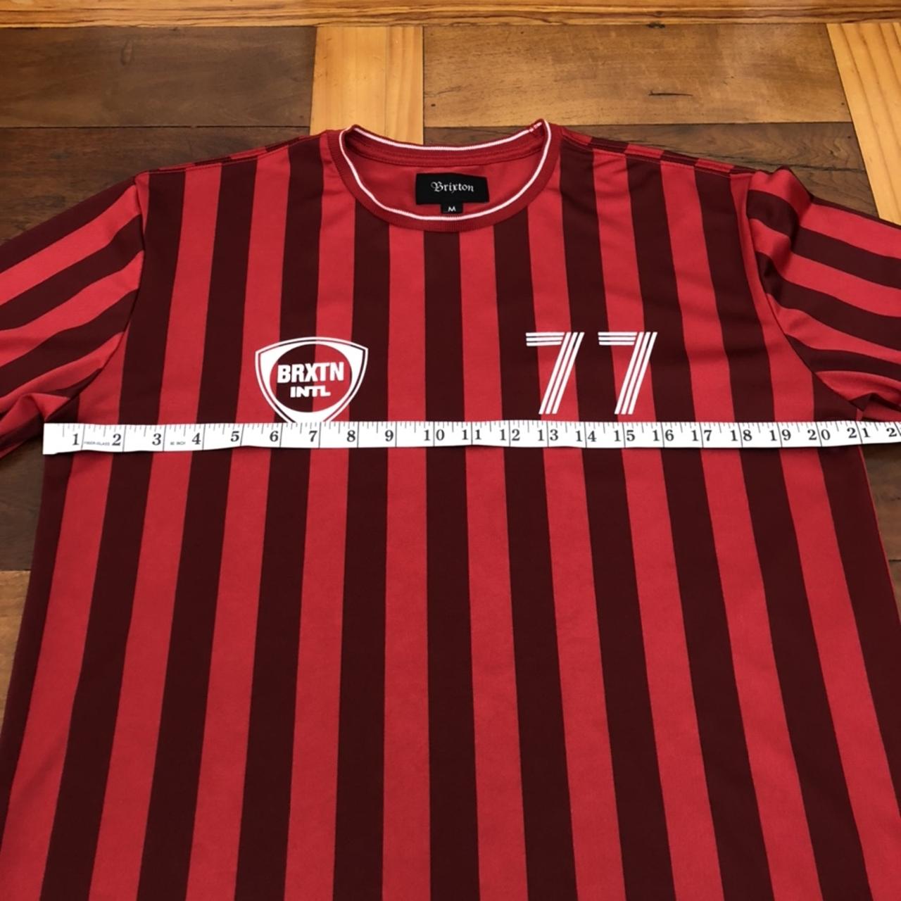 Brixton Men's Tshirt Depop