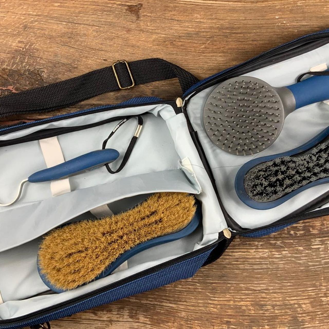 Oster horse grooming kit Has been used with small... Depop