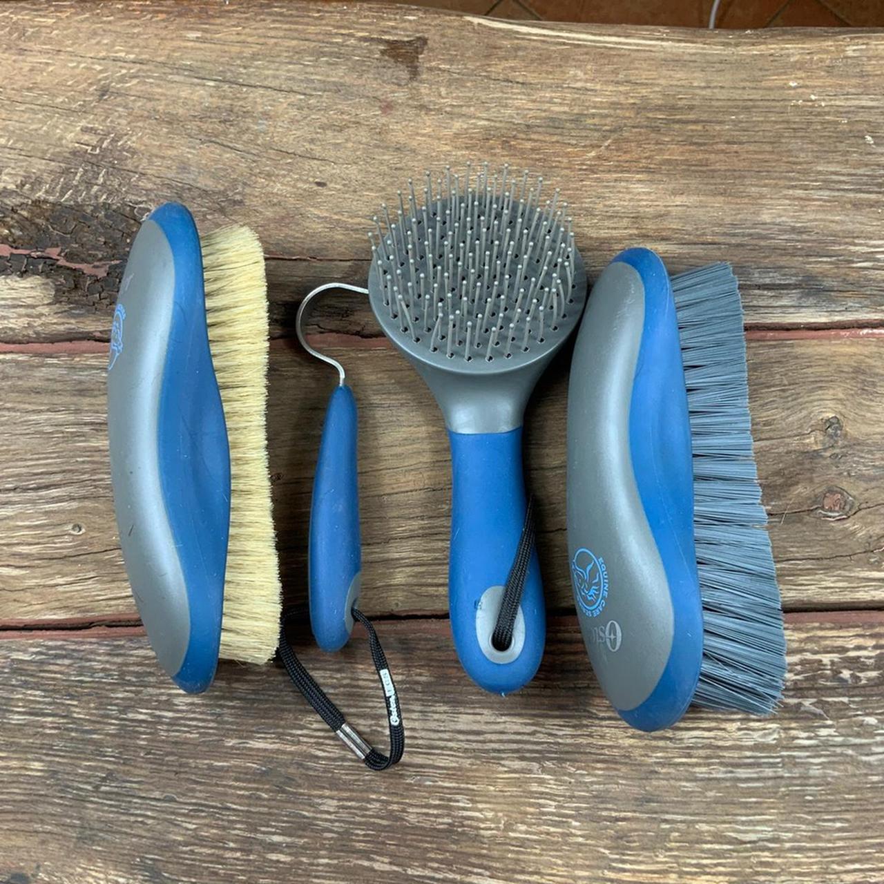 Oster horse grooming kit Has been used with small... Depop