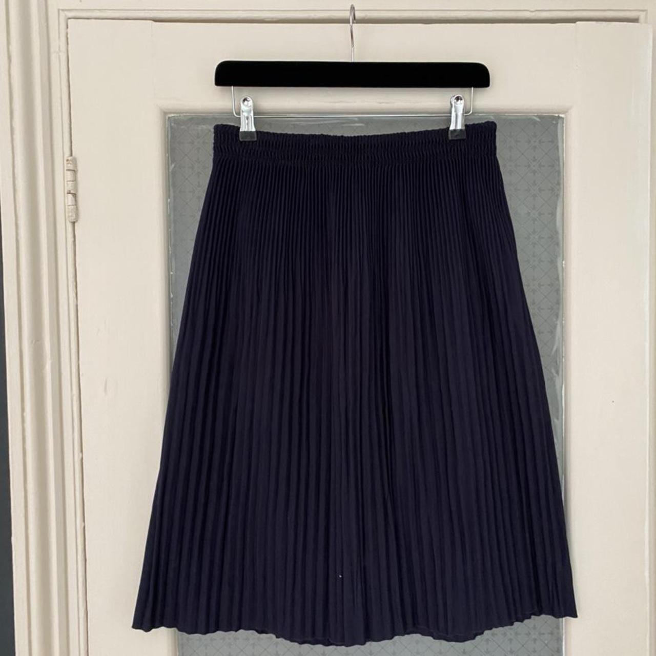 Zara Women's Navy Skirt | Depop