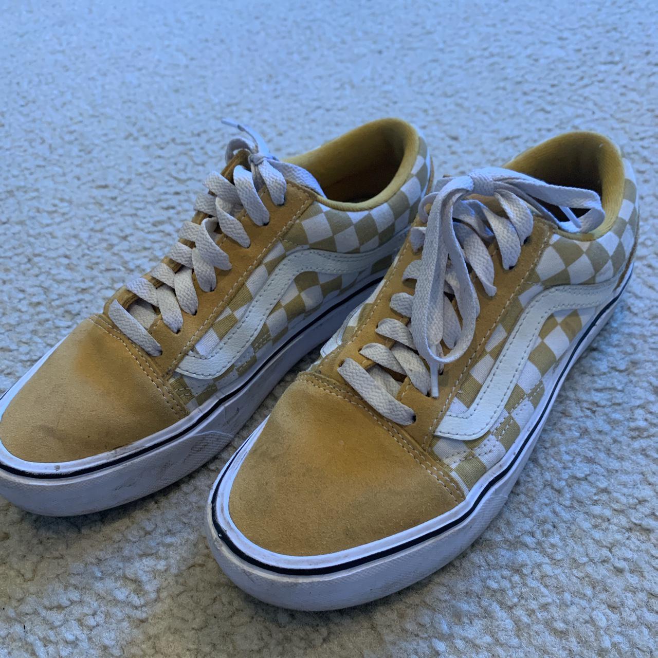 Vans old skool lite sale checkerboard yellow