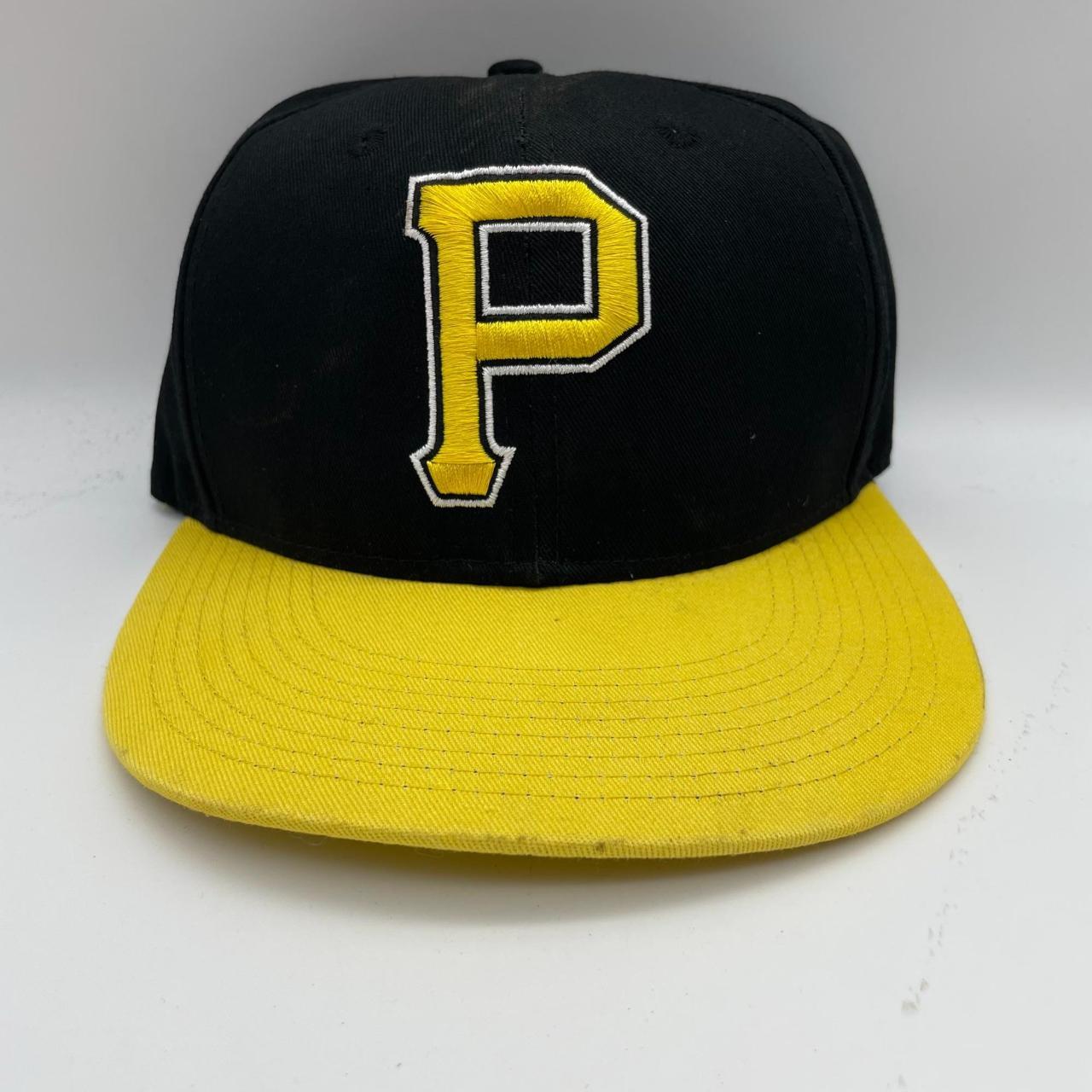 Mitchell & Ness Pittsburg Pirates Snapback Hat New - Depop