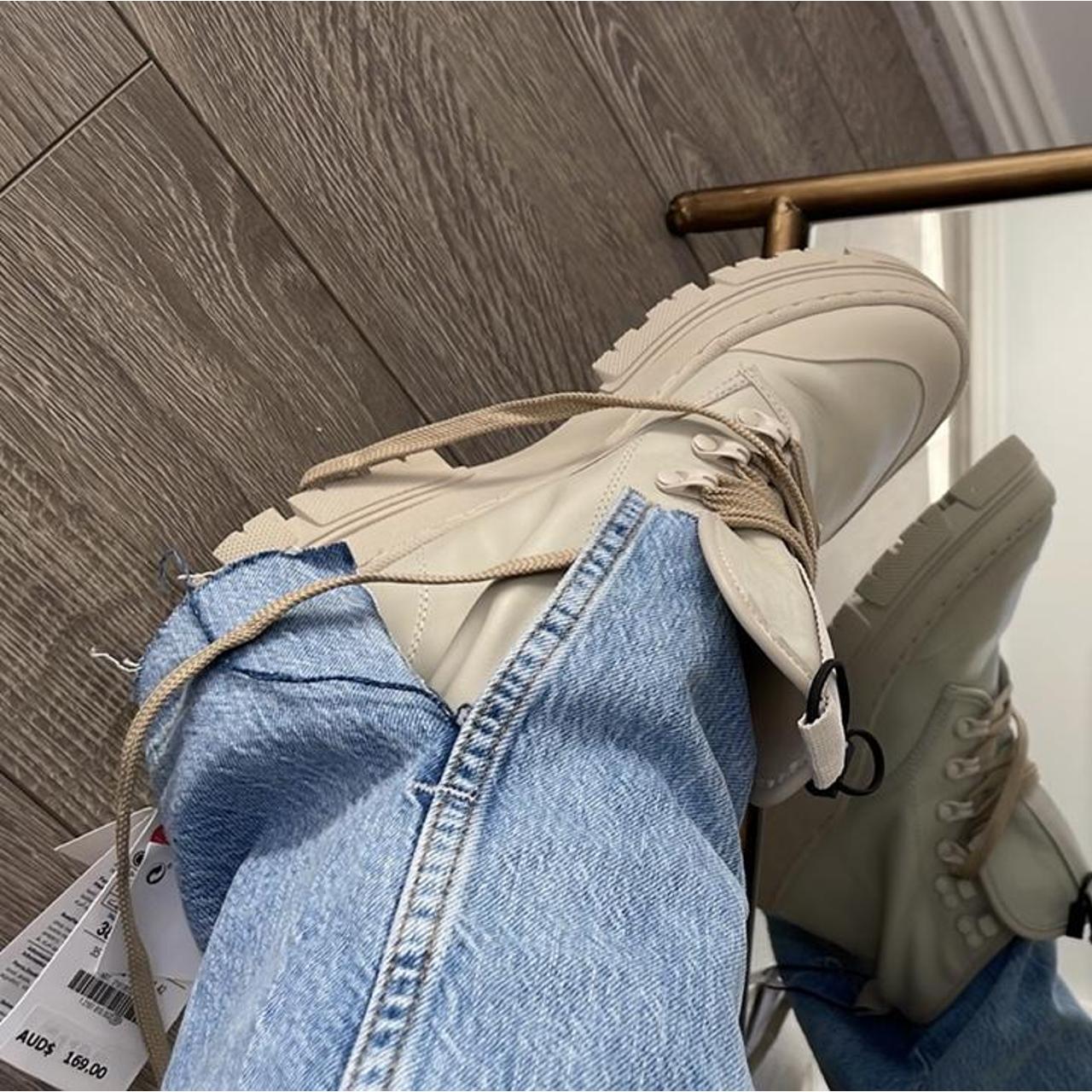 Zara Women's Cream Boots Depop