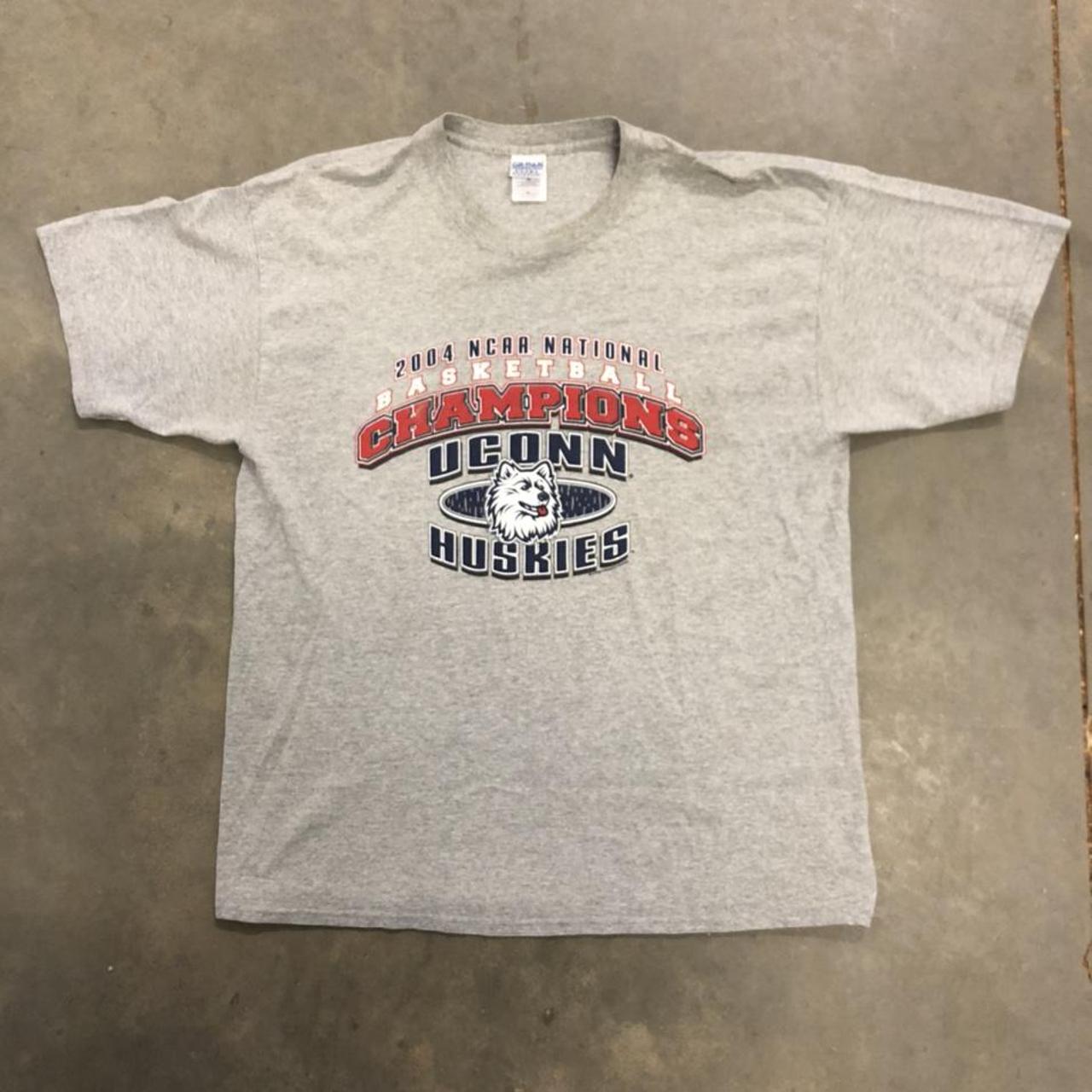 2004 National Champions UConn Basketball T-Shirt