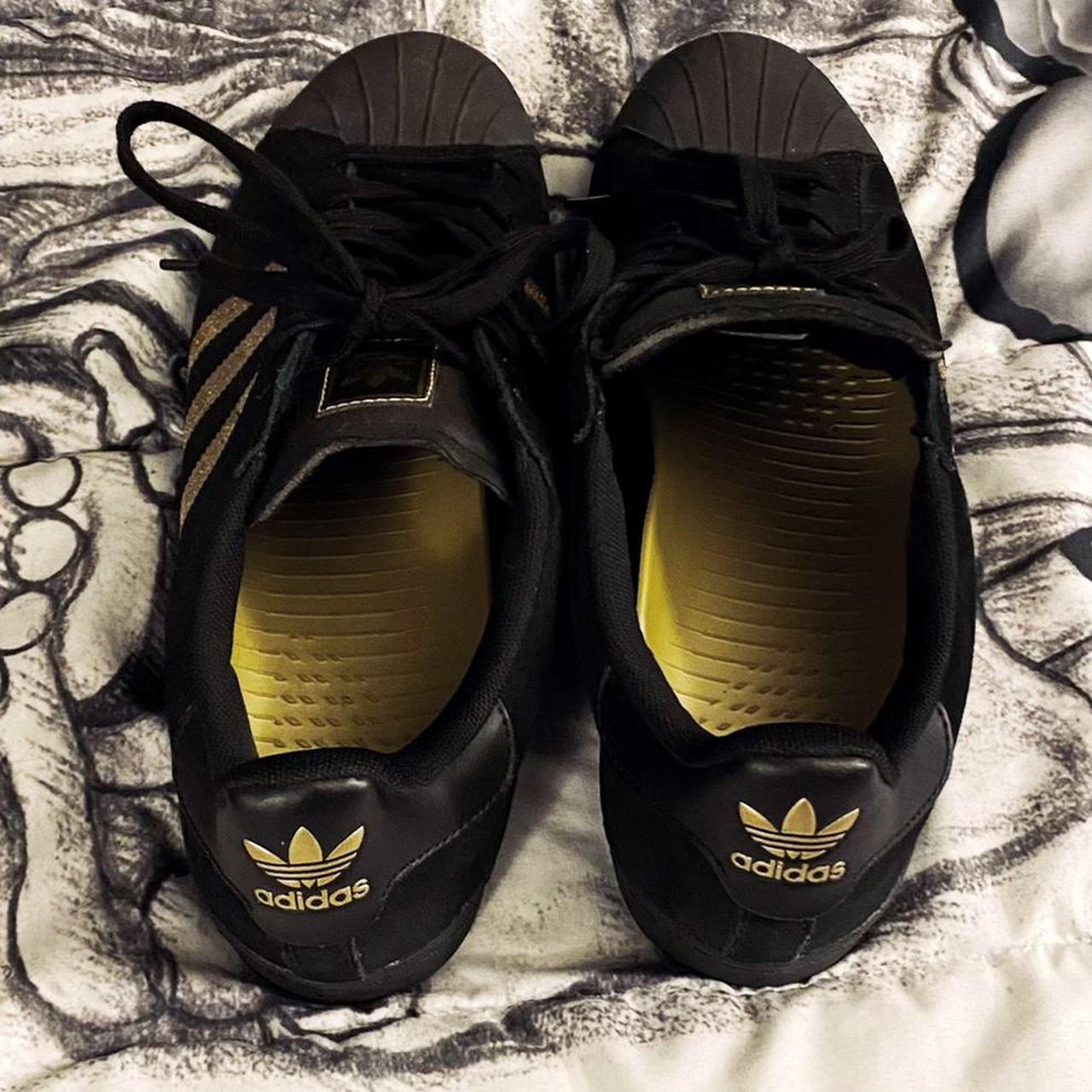 all black derrick rose shoes