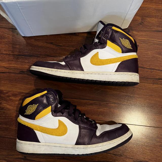 Air Jordan 1 High Strap Grand Purple Varsity Maize... - Depop