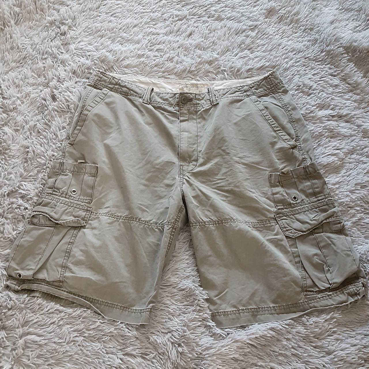 American Eagle Men's Cargo Shorts Early 2000s Style... - Depop
