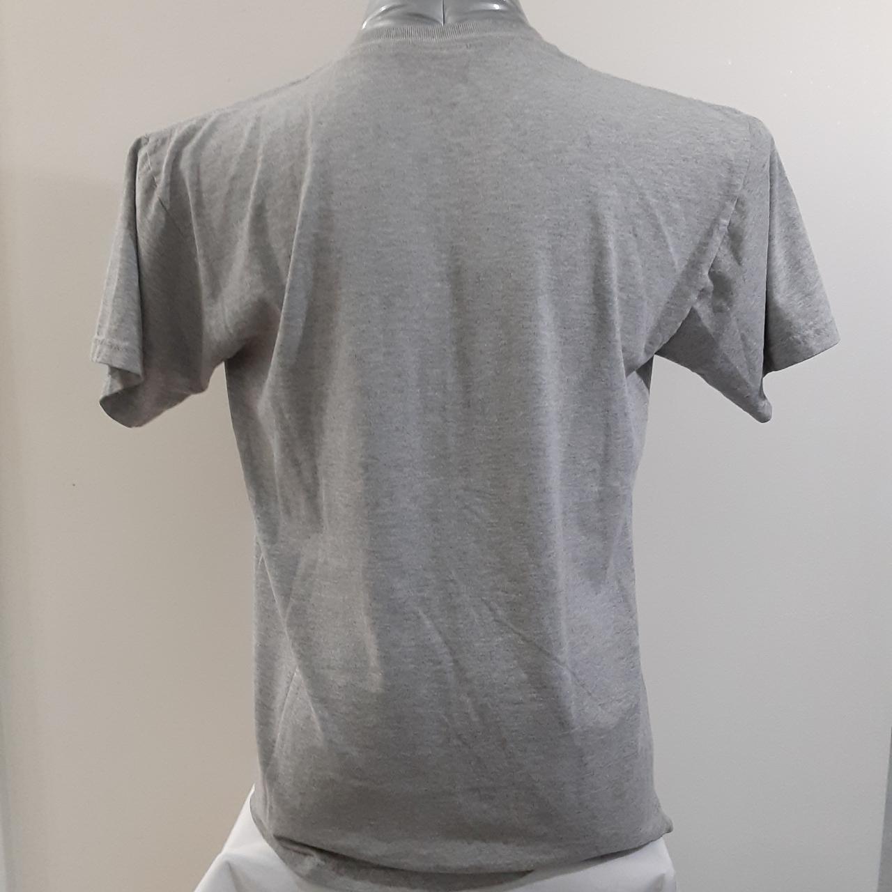 Gildan Men's Grey T-shirt | Depop