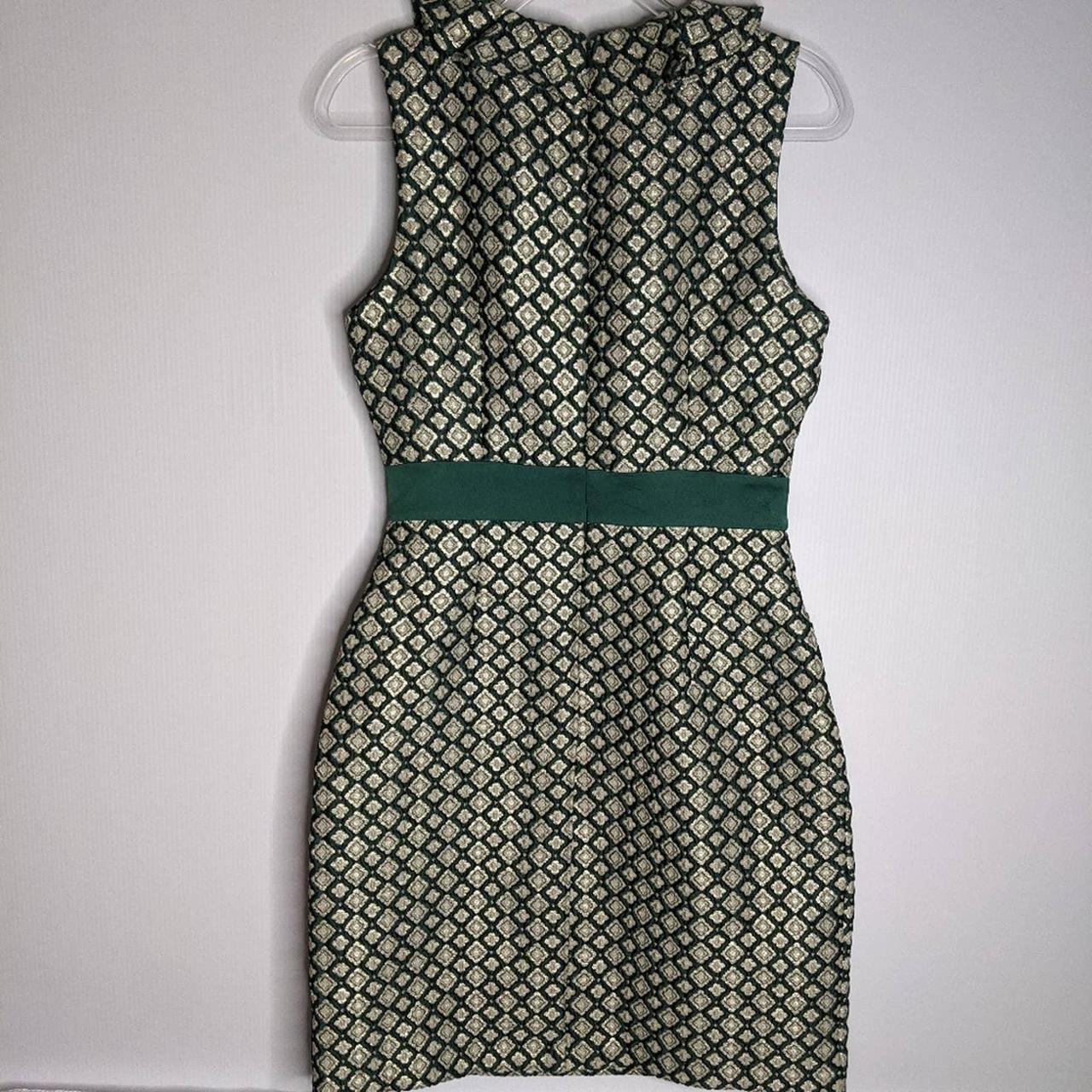 ModCloth Women's Green and Gold Dress | Depop