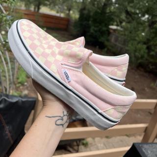 Pink white checkered vans best sale