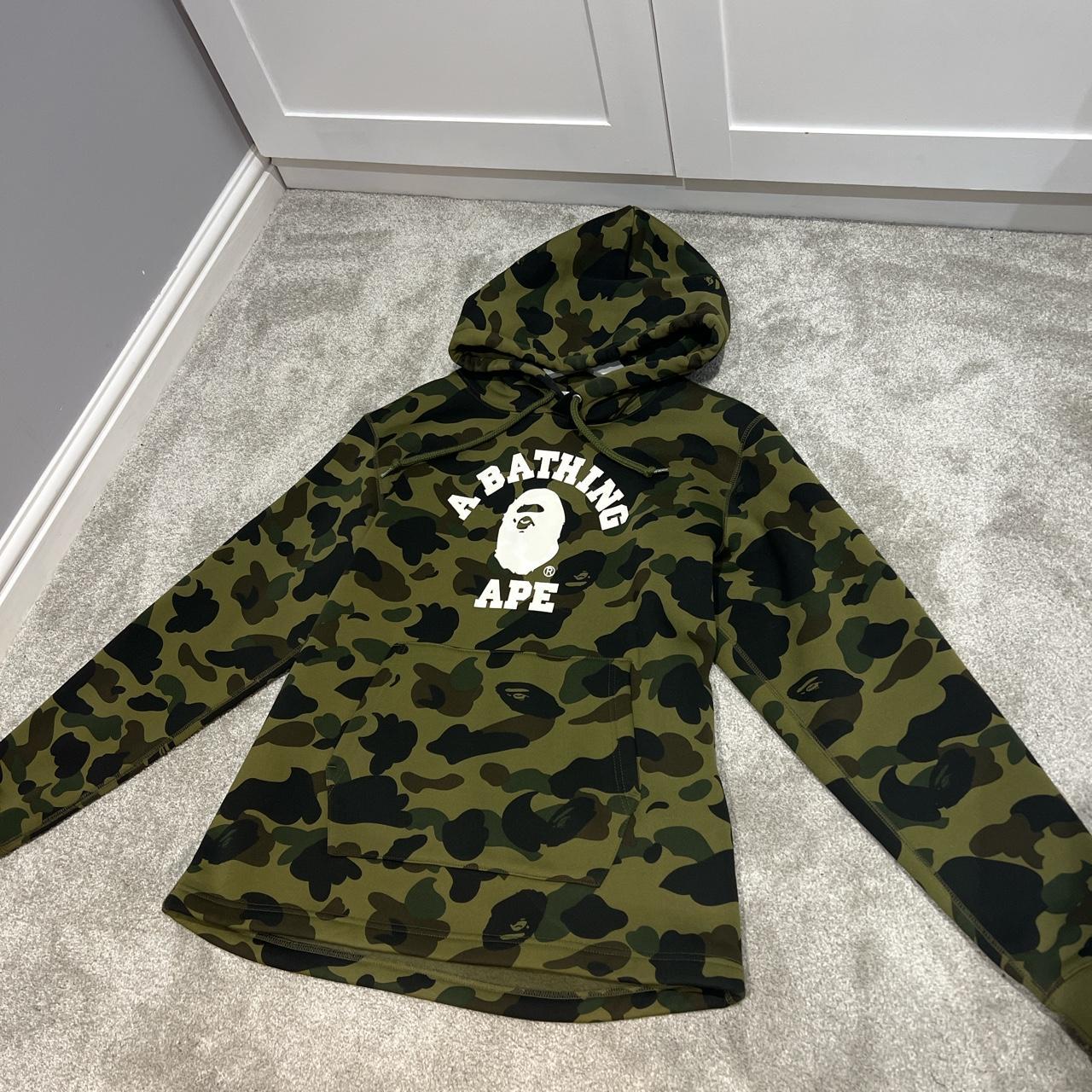 Bape hoodie Been worn once to try on. Condition 10/10 - Depop