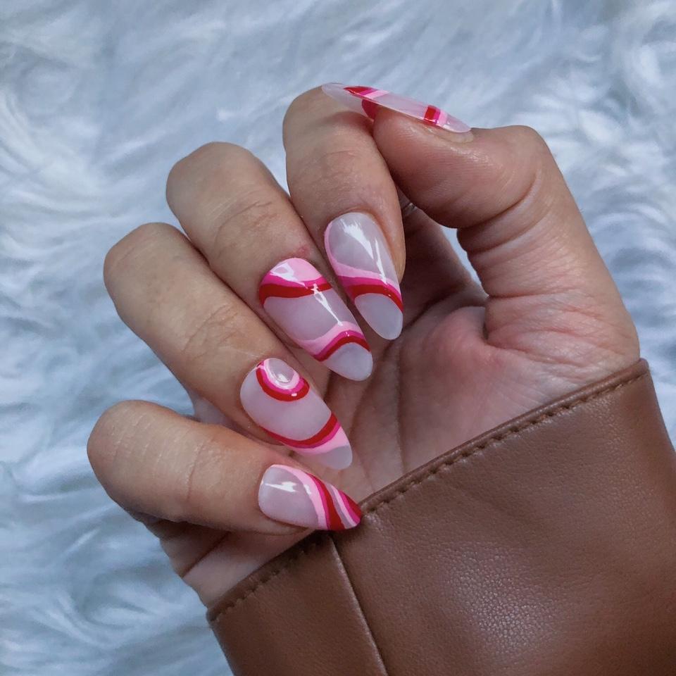 Strawberry Dream Pink swirl nails Press on nails UK